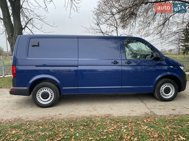 Грузовой фургон Volkswagen Transporter 2021 в Дубно
