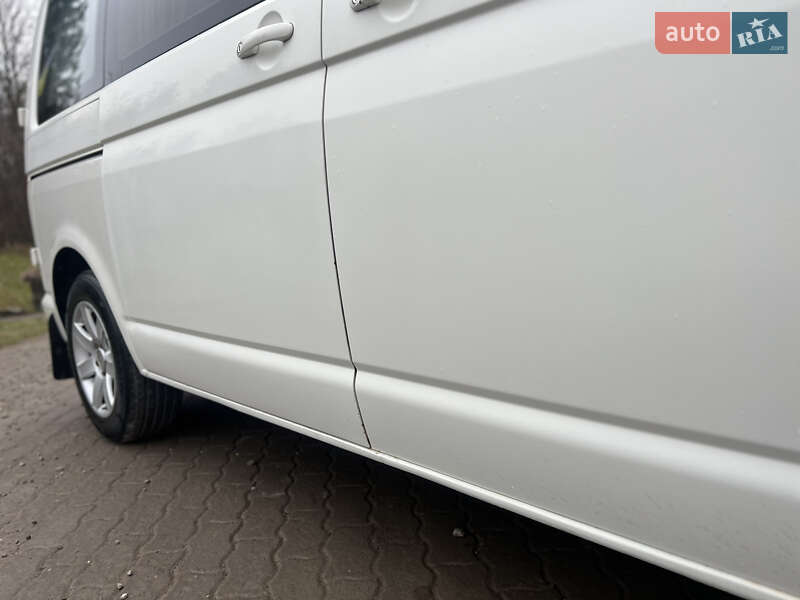Минивэн Volkswagen Transporter 2006 в Львове