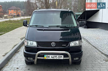 Минивэн Volkswagen Transporter 2003 в Вараше