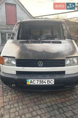 Вантажний фургон Volkswagen Transporter 2001 в Луцьку