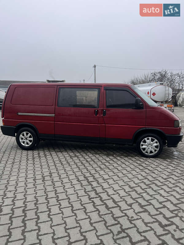 Мінівен Volkswagen Transporter 1995 в Сарнах