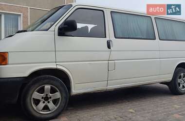 Мінівен Volkswagen Transporter 2000 в Косові