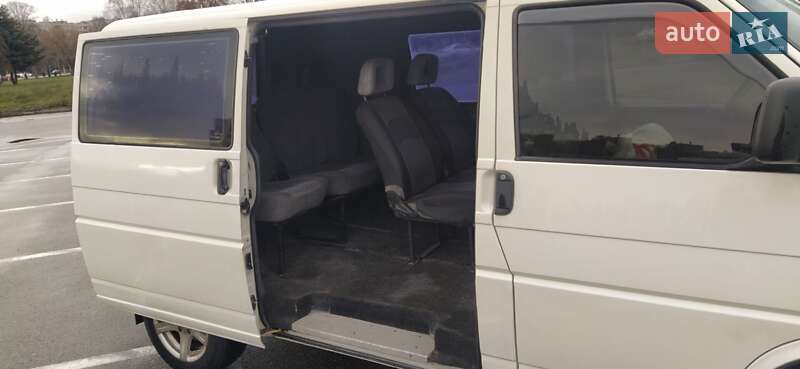 Минивэн Volkswagen Transporter 2000 в Киеве