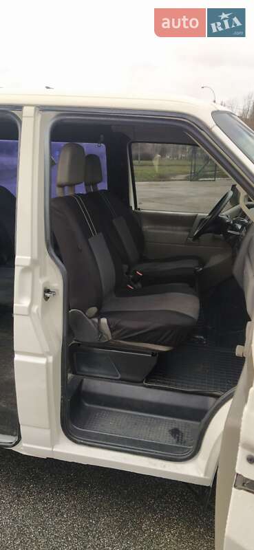 Минивэн Volkswagen Transporter 2000 в Киеве