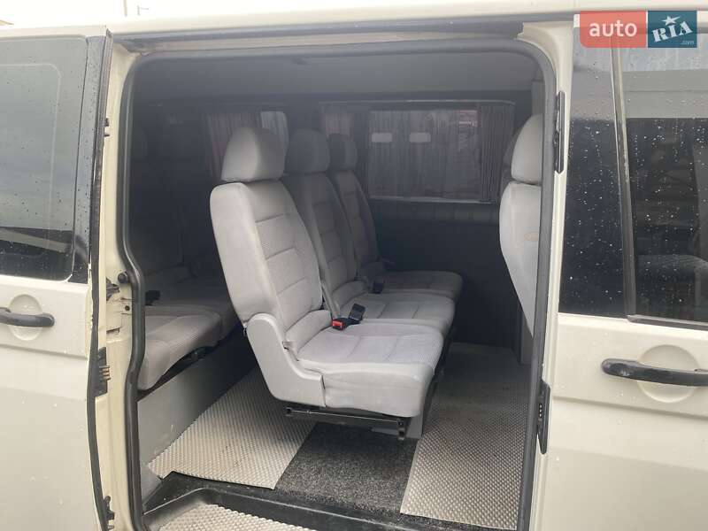 Мінівен Volkswagen Transporter 2007 в Олександрії