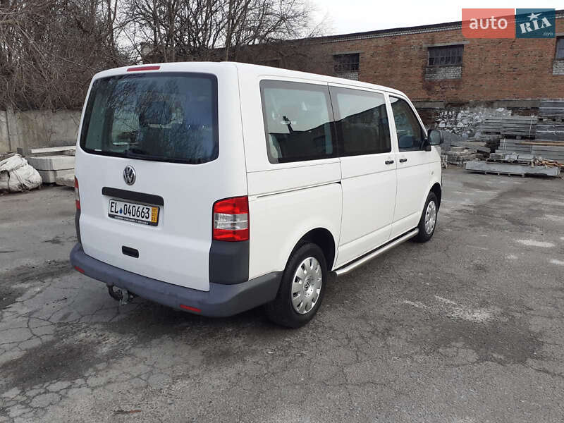 Минивэн Volkswagen Transporter 2010 в Звягеле