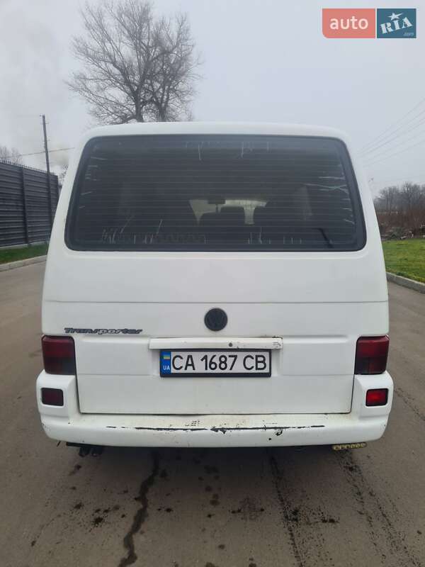 Минивэн Volkswagen Transporter 2000 в Черкассах