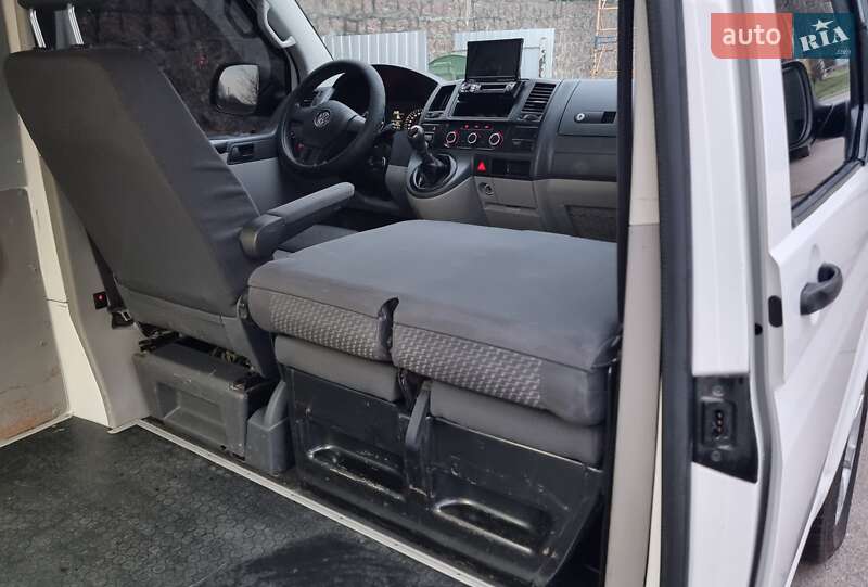 Грузовой фургон Volkswagen Transporter 2014 в Кропивницком