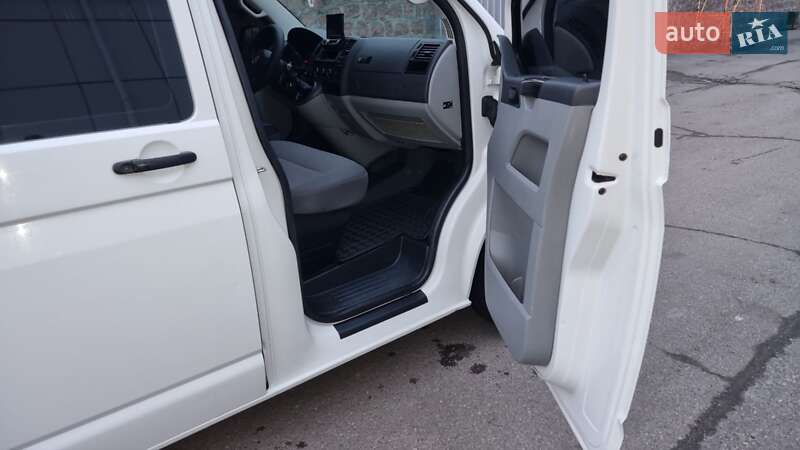 Грузовой фургон Volkswagen Transporter 2014 в Кропивницком