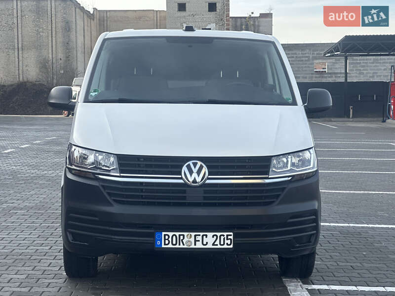 Грузовой фургон Volkswagen Transporter 2023 в Дубно