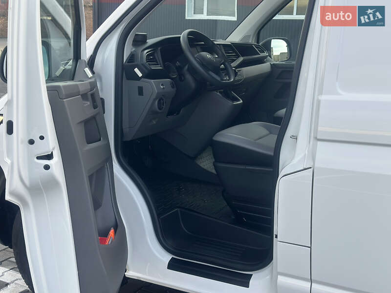 Грузовой фургон Volkswagen Transporter 2023 в Дубно