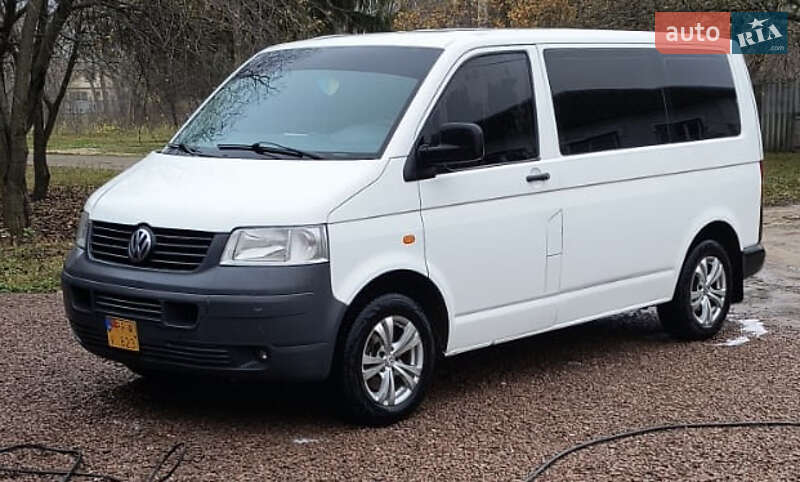 Мінівен Volkswagen Transporter 2004 в Глухові