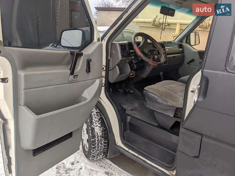 Минивэн Volkswagen Transporter 1993 в Виннице