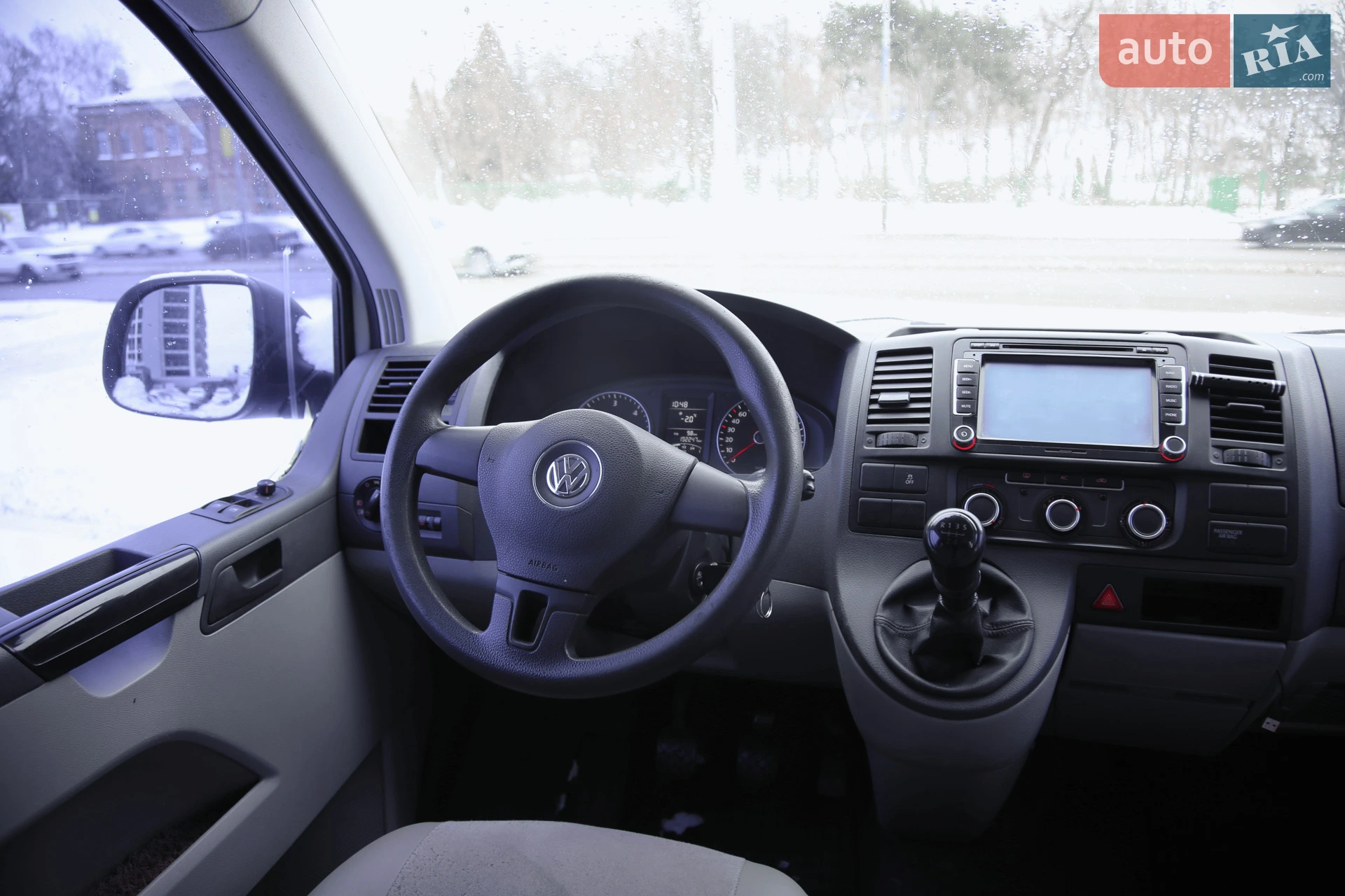 2011 Volkswagen Transporter - мініатюра 15