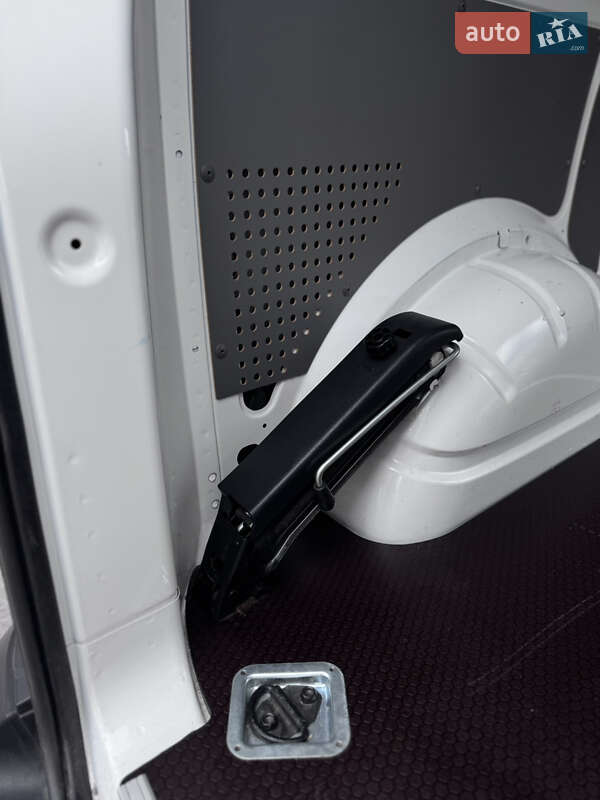 Вантажний фургон Volkswagen Transporter 2023 в Києві фото 26 Вантажний фургон Volkswagen Transporter 2023 в Києві