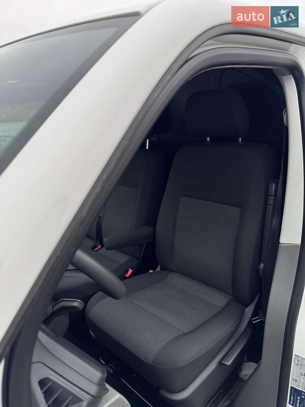 Вантажний фургон Volkswagen Transporter 2023 в Києві фото 57 Вантажний фургон Volkswagen Transporter 2023 в Києві