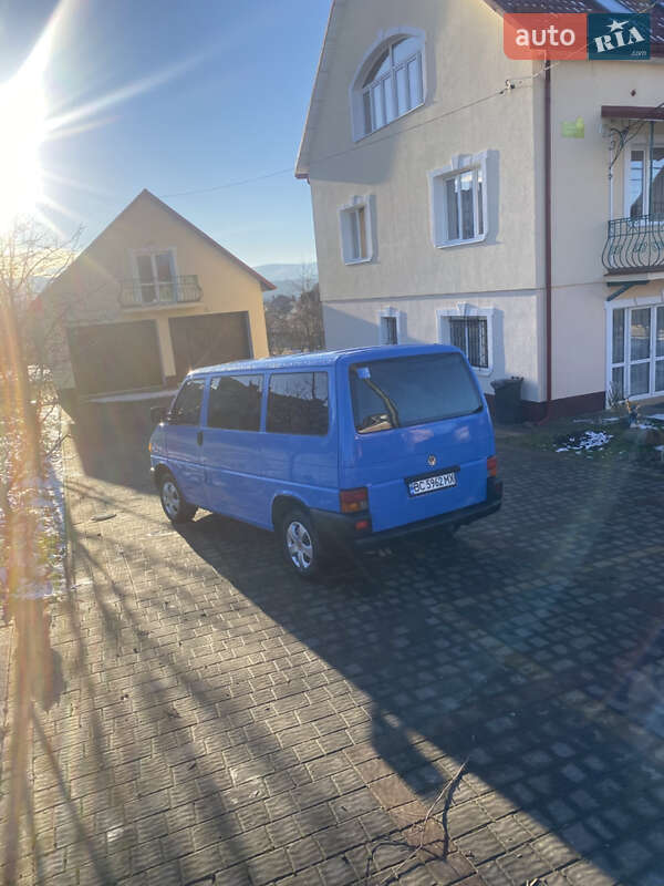 Минивэн Volkswagen Transporter 1995 в Стебнику