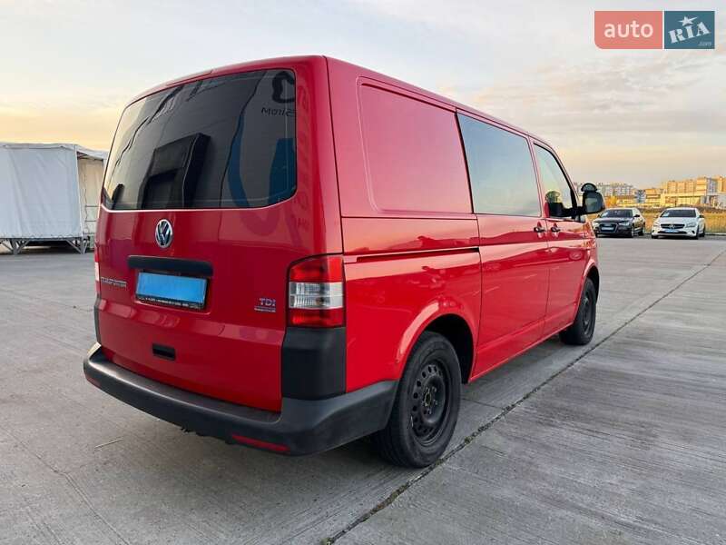 Минивэн Volkswagen Transporter 2014 в Киеве