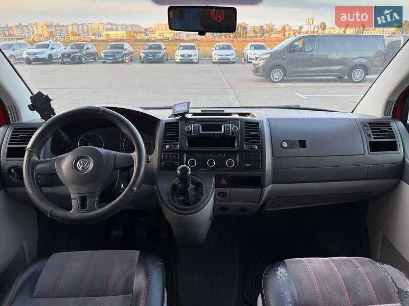 Минивэн Volkswagen Transporter 2014 в Киеве