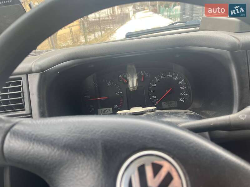 Мінівен Volkswagen Transporter 1999 в Рожнятові