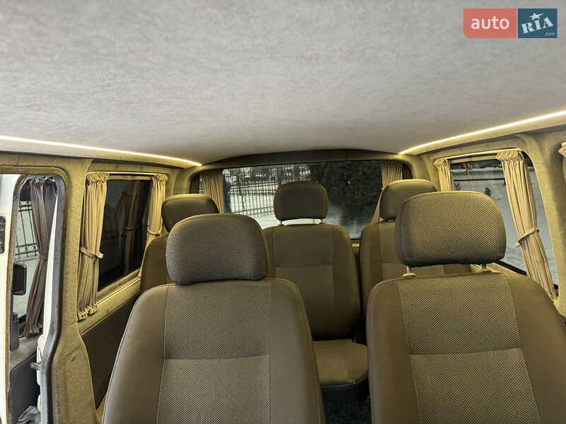 Мінівен Volkswagen Transporter 2006 в Хмельницькому
