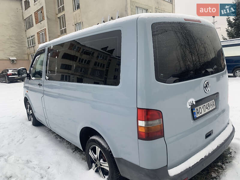Мінівен Volkswagen Transporter 2003 в Сваляві