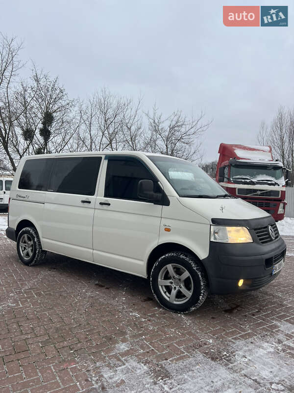 Минивэн Volkswagen Transporter 2007 в Ровно