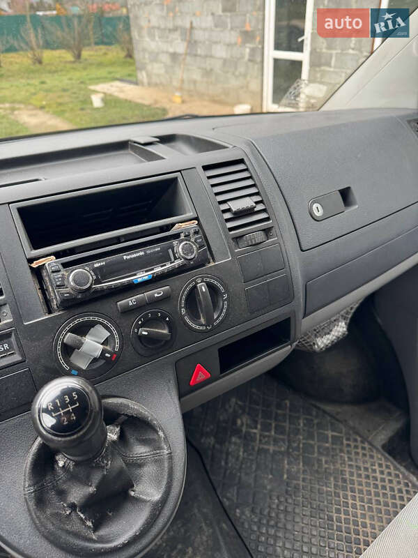 Минивэн Volkswagen Transporter 2005 в Турке