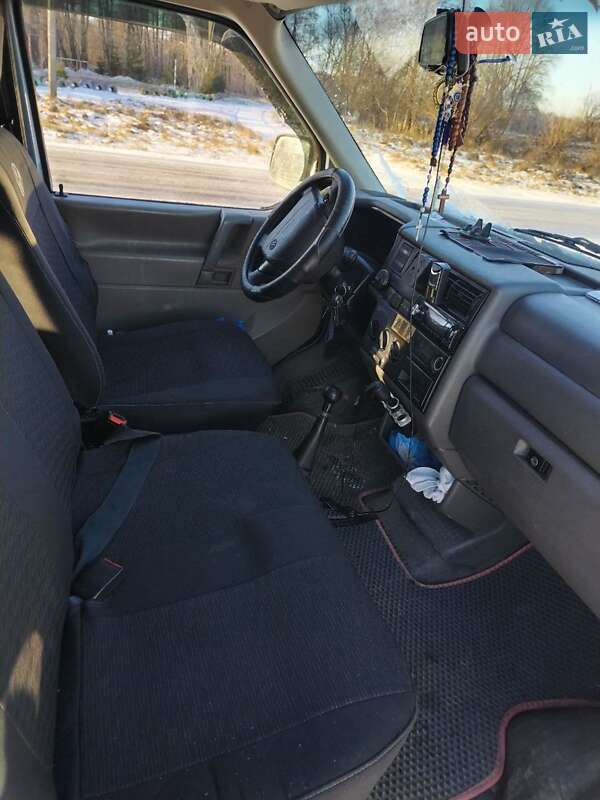 Минивэн Volkswagen Transporter 1998 в Калуше