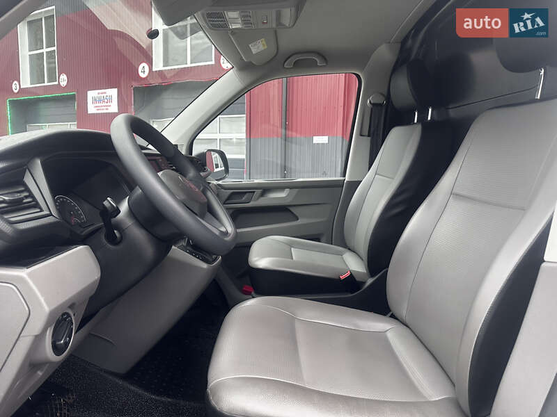 Грузовой фургон Volkswagen Transporter 2020 в Дубно