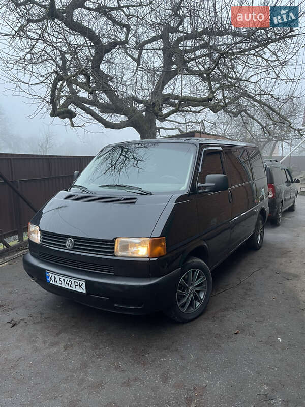 Минивэн Volkswagen Transporter 2001 в Виннице