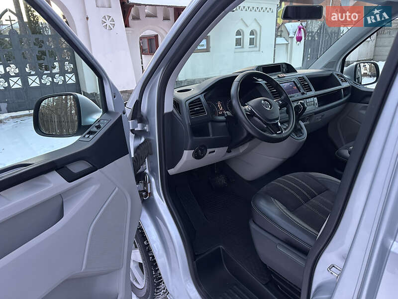 Мінівен Volkswagen Transporter 2015 в Києві