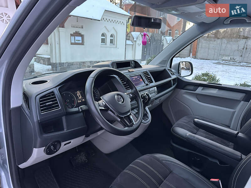 Мінівен Volkswagen Transporter 2015 в Києві