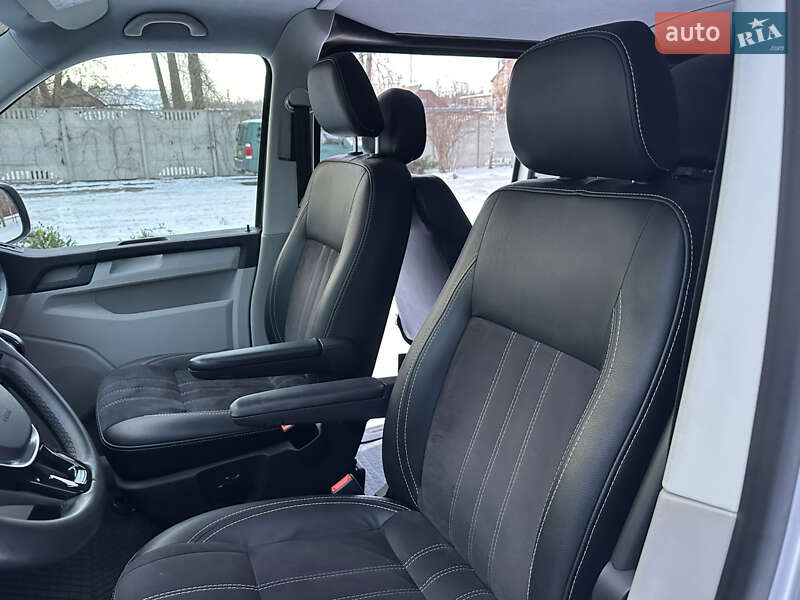 Мінівен Volkswagen Transporter 2015 в Києві