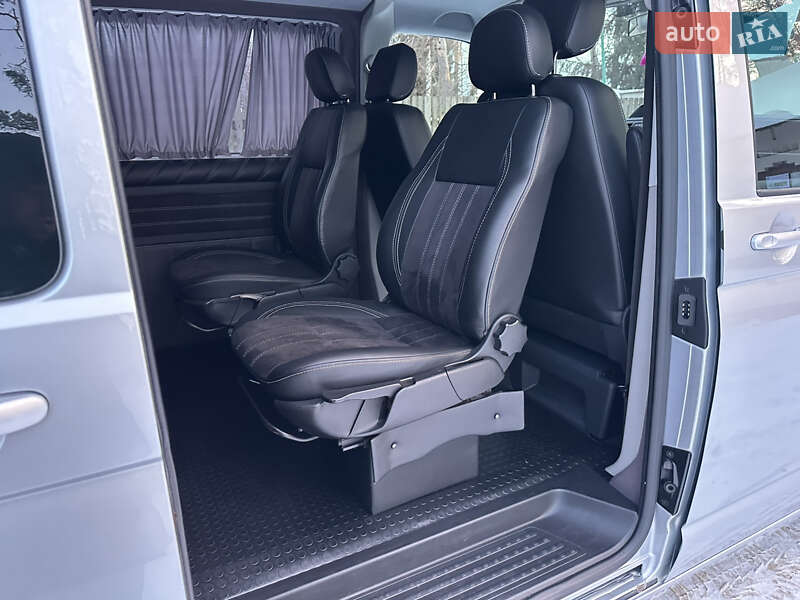 Мінівен Volkswagen Transporter 2015 в Києві