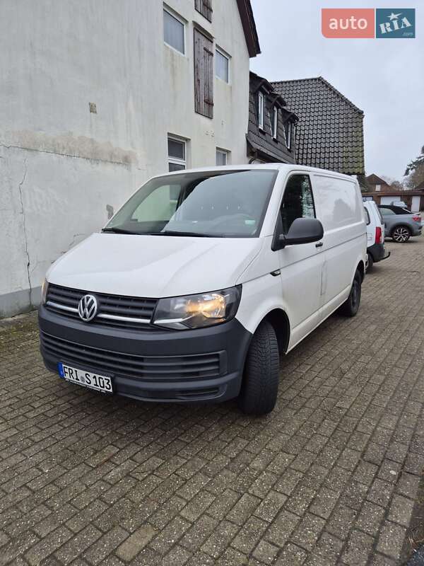 Вантажний фургон Volkswagen Transporter 2016 в Кам'янець-Подільському фото Вантажний фургон Volkswagen Transporter 2016 в Кам'янець-Подільському