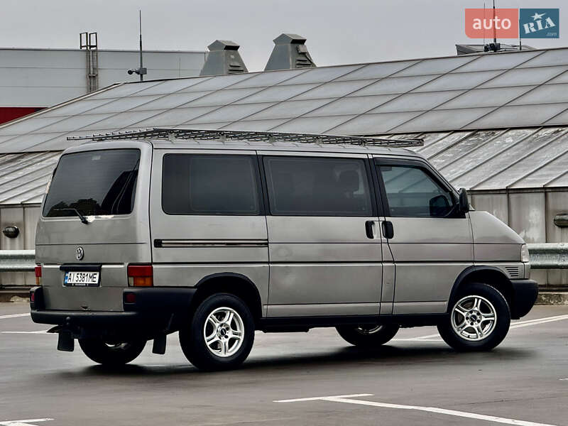 Грузопассажирский фургон Volkswagen Transporter 2000 в Киеве