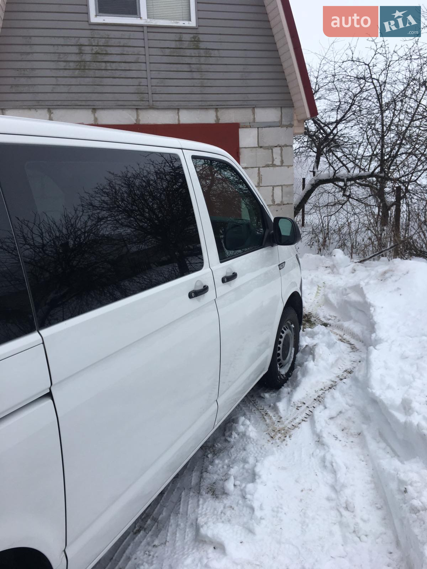 Volkswagen Transporter 2017 VIN WV2ZZZ7HZHX028562 фото оголошення 2 з 5