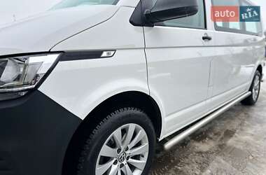Мінівен Volkswagen Transporter 2023 в Чернівцях