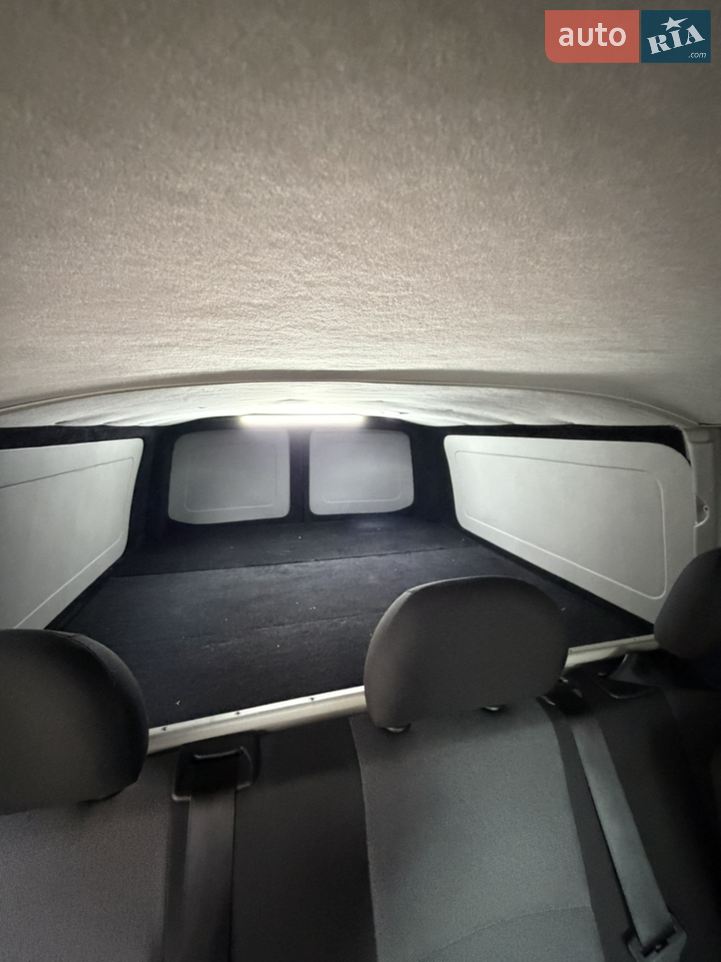 2018 Volkswagen Transporter - мініатюра 28