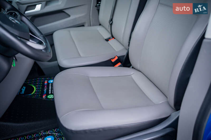 Грузовой фургон Volkswagen Transporter 2020 в Луцке