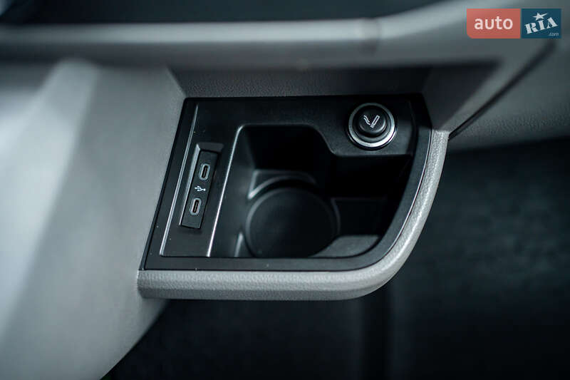 Грузовой фургон Volkswagen Transporter 2020 в Луцке