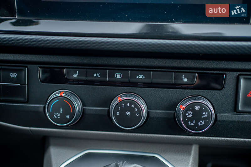 Грузовой фургон Volkswagen Transporter 2020 в Луцке