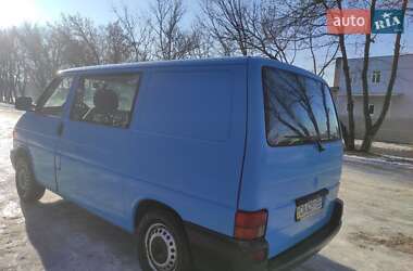 Грузопассажирский фургон Volkswagen Transporter 2000 в Черкассах
