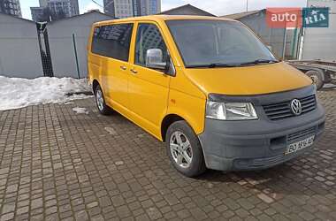 Мінівен Volkswagen Transporter 2004 в Івано-Франківську