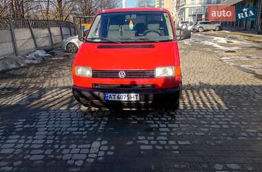 Минивэн Volkswagen Transporter 2000 в Ивано-Франковске