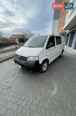 Грузопассажирский фургон Volkswagen Transporter 2004 в Виннице