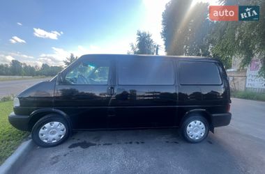 Грузовой фургон Volkswagen Transporter 2002 в Буче