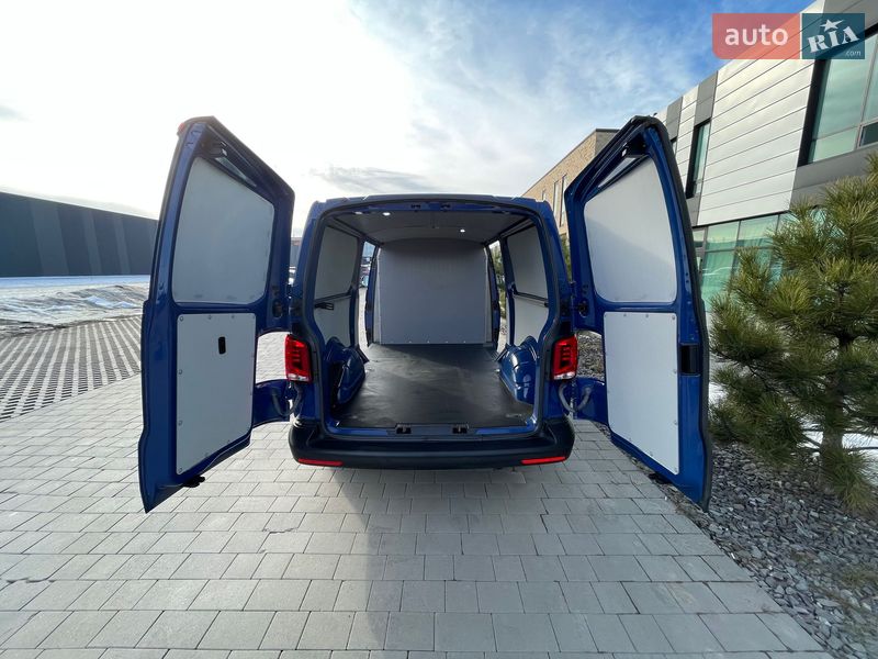 Грузовой фургон Volkswagen Transporter 2021 в Хмельницком