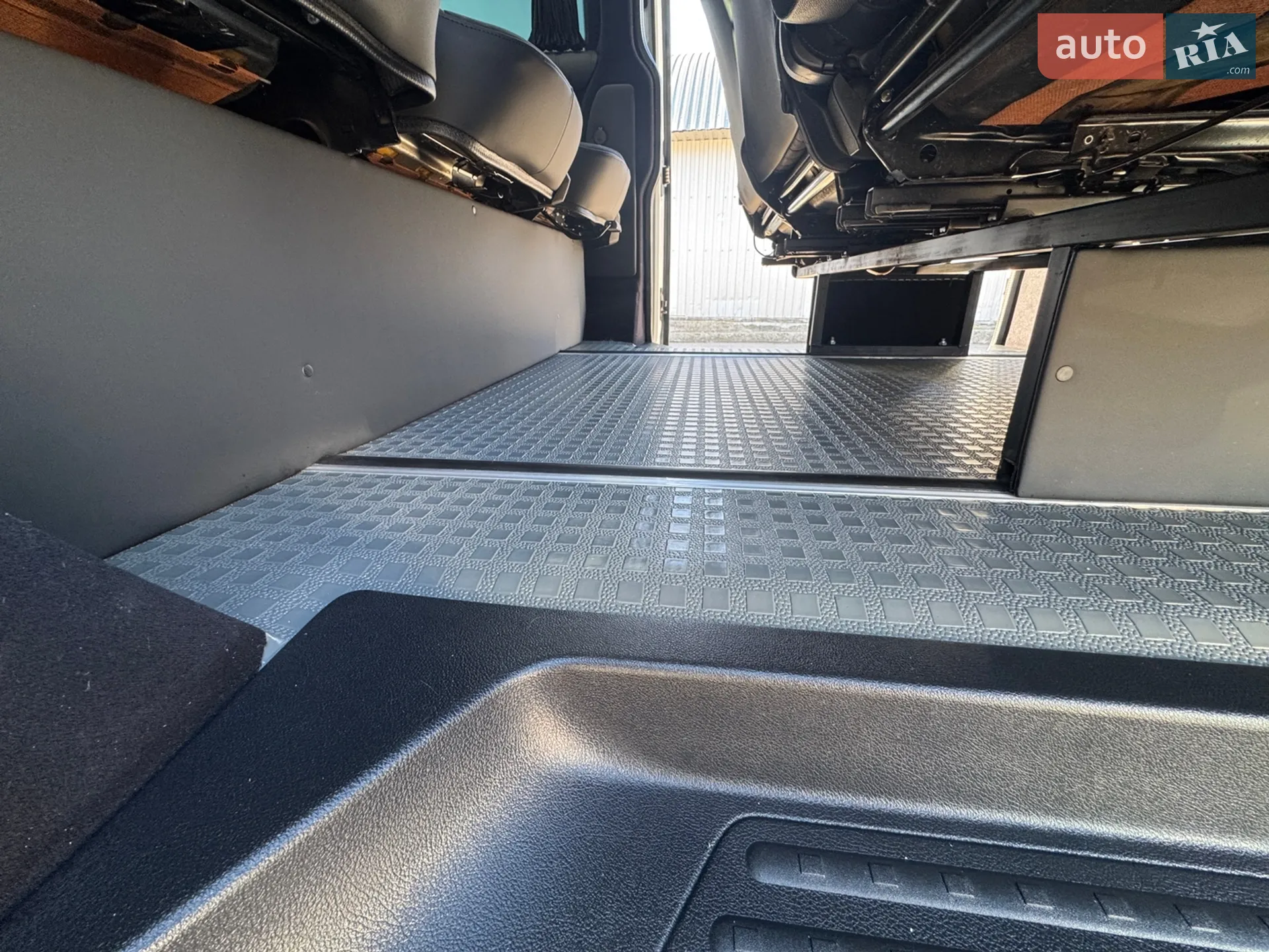 2019 Volkswagen Transporter - мініатюра 2